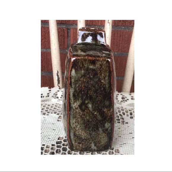 Vase - Picture 5 of 8